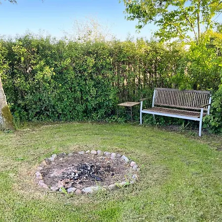 Holiday home 2 Bedroom Lovely In