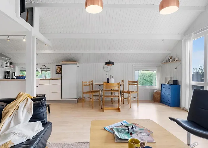 Casa vacanze 2 Bedroom Lovely In