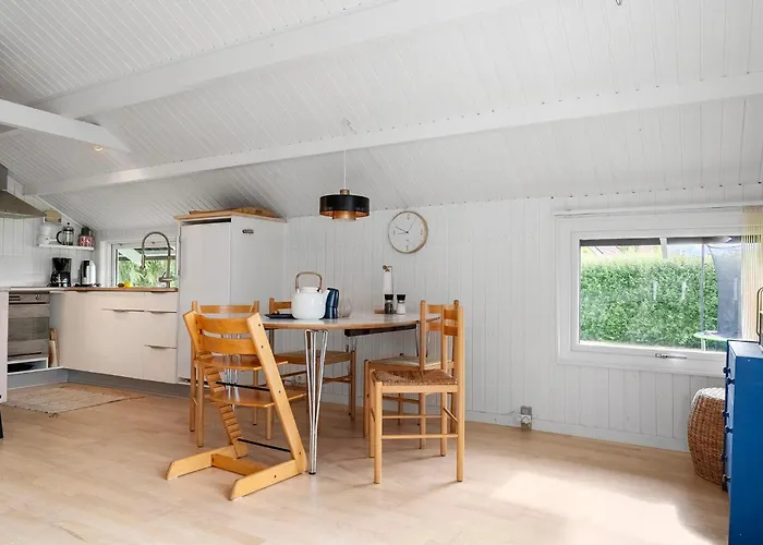 2 Bedroom Lovely In Casa vacanze *